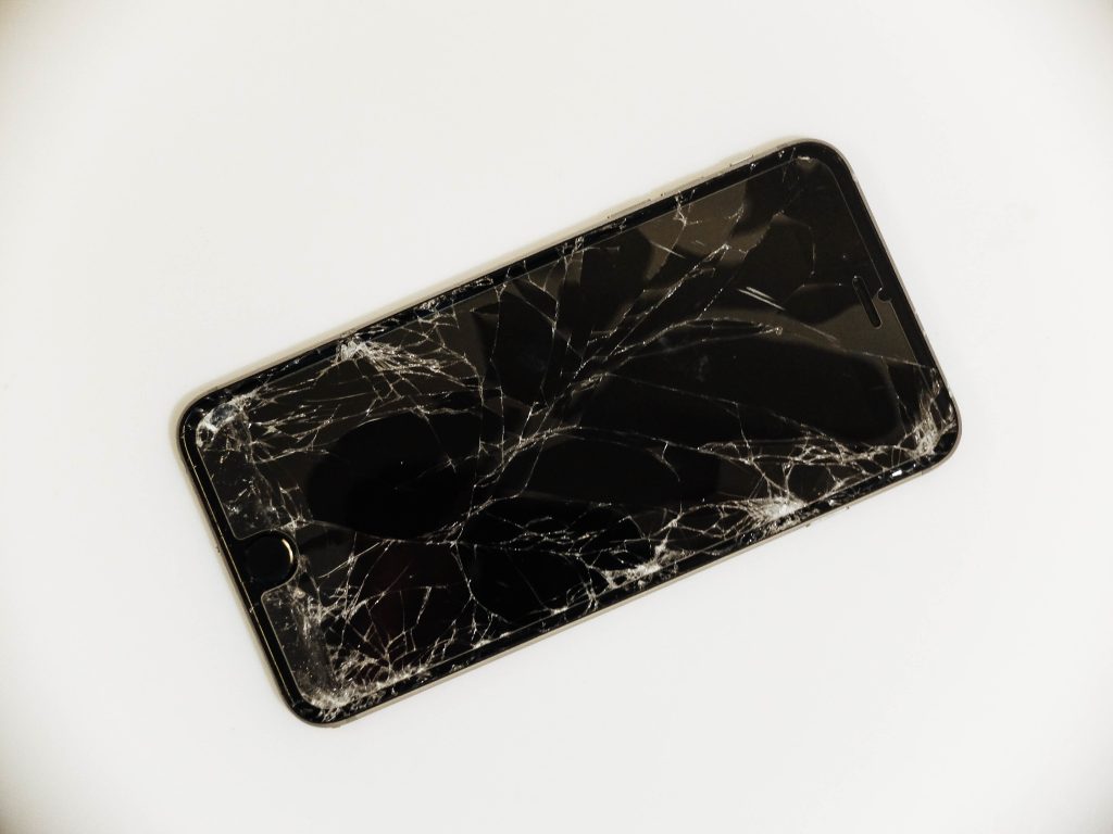 broken mobile phone 2022 11 08 06 08 58 utc